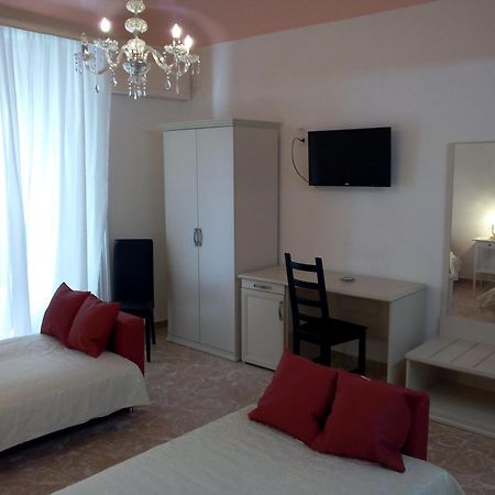 Gualtiero Camere&Suite Caltagirone Camera foto